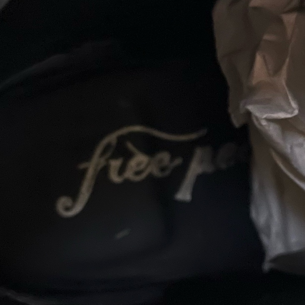 Free People Back Loop Ankle Boots W/Cross Straps & Buckle Black Leather EUC 7.5 - Picture 4 of 11